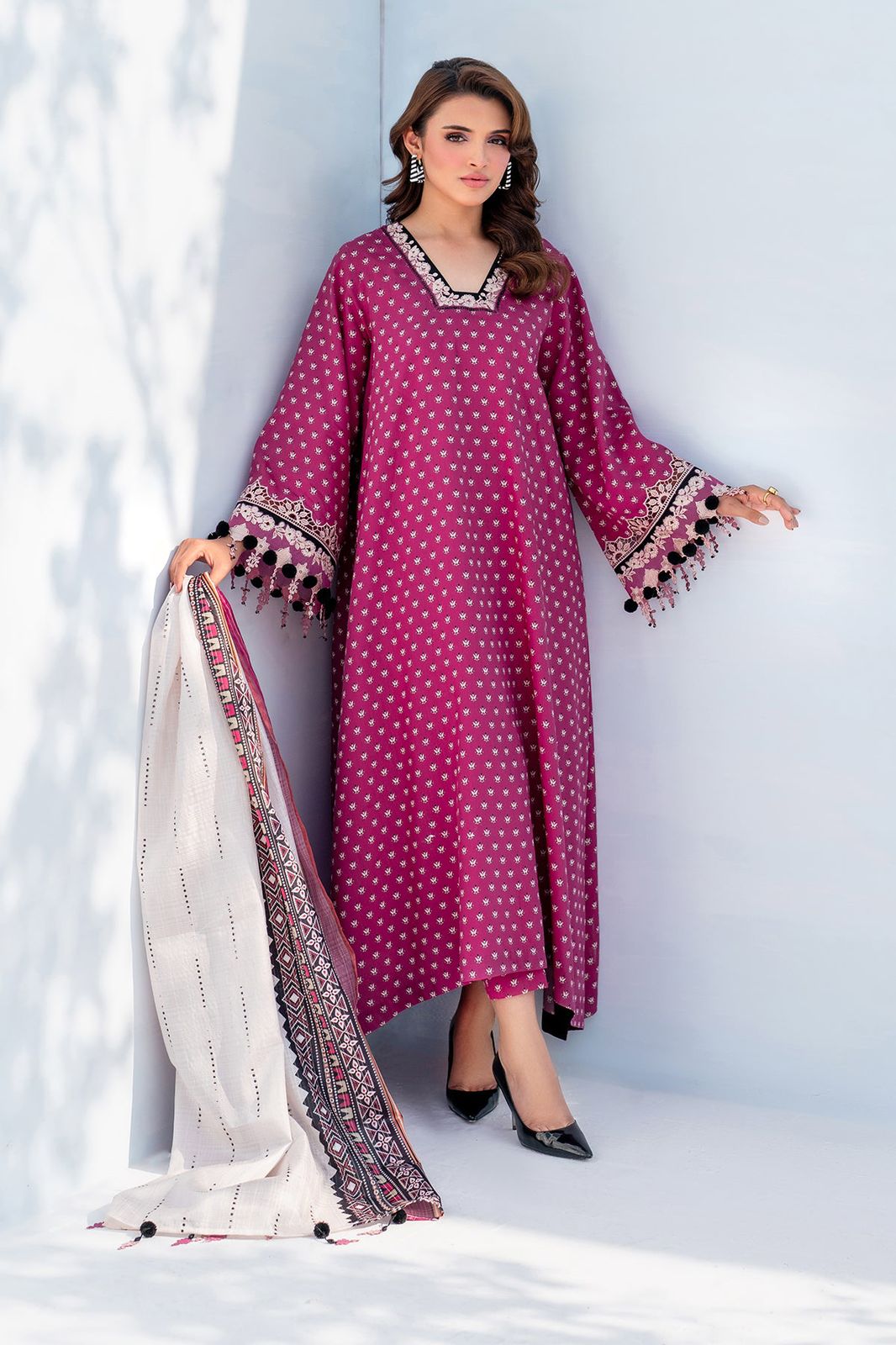 💕 Baroque Karandi Collection 2025 – Bana Dori Original Digital Printed 3PC 💕