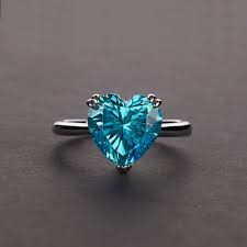 💙 Blue Heart Diamond Metal Ring – Timeless Beauty, Endless Sparkle